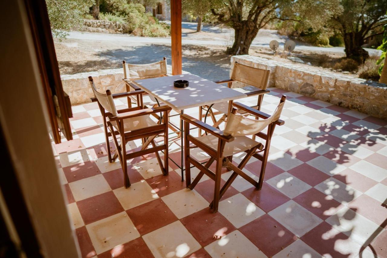 Seafront Traditional Stone House In Sunset Olive Grove - B Alyfanta Ngoại thất bức ảnh